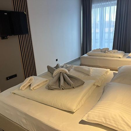 Hotel Suljovic Илиджа Экстерьер фото