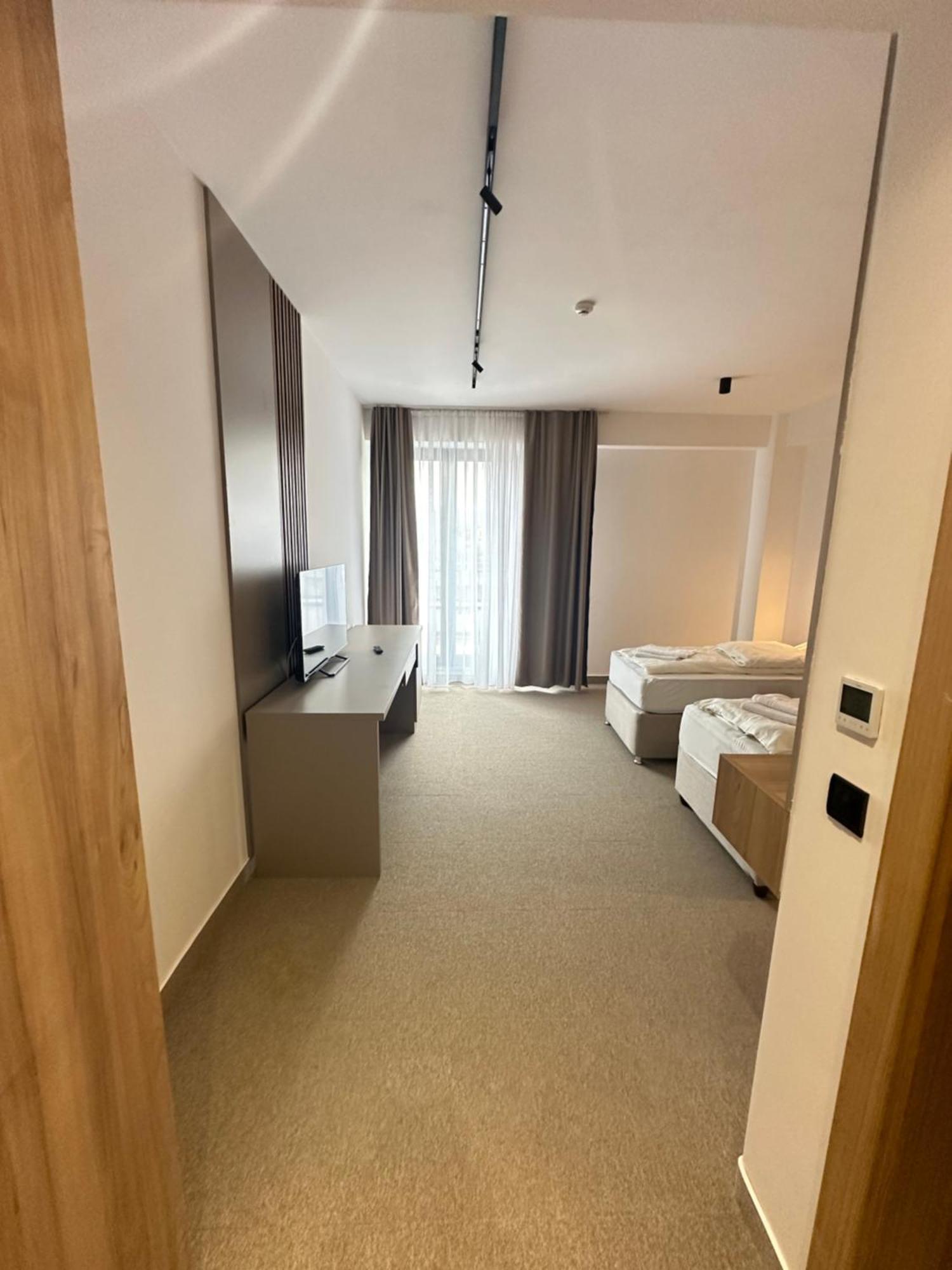 Hotel Suljovic Илиджа Экстерьер фото